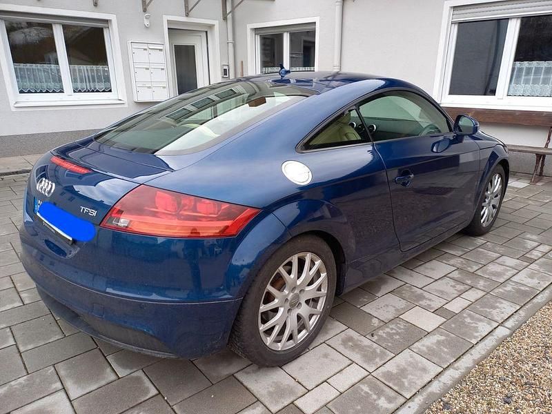 Gebraucht Audi TT Sport 160 PS (117 kW) 2013 Blau Coupé