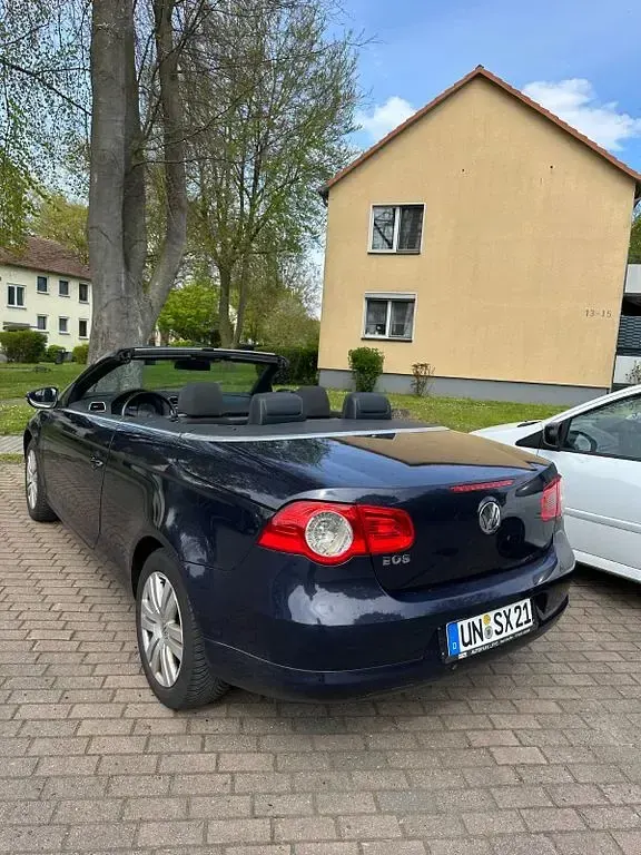 Używany VW Eos Edition 160 KM (117 kW) 2009 Niebieski Kabriolet