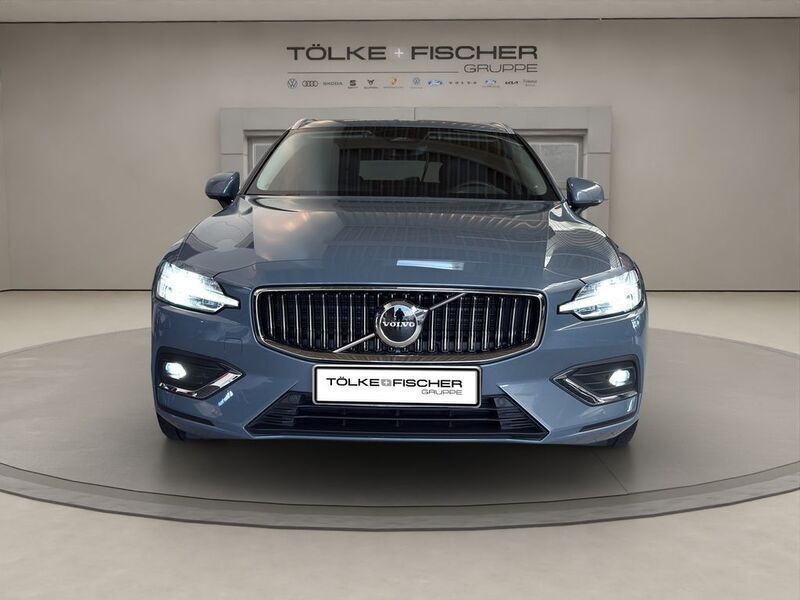 Gebraucht Volvo V60 Plus 197 PS (144 kW) 2023 Grau Kombi
