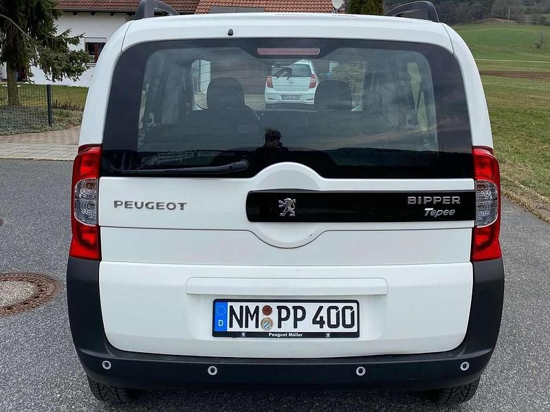 Gebraucht Peugeot TePee 75 PS (55 kW) 2012 Weiß Kombi