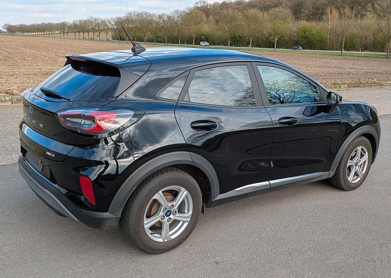 Gebraucht Ford Puma Titanium 125 PS (91 kW) 2020 Schwarz SUV