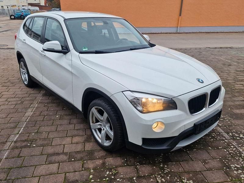 Gebraucht BMW X1 Sport Line 143 PS (105 kW) 2014 Weiß SUV