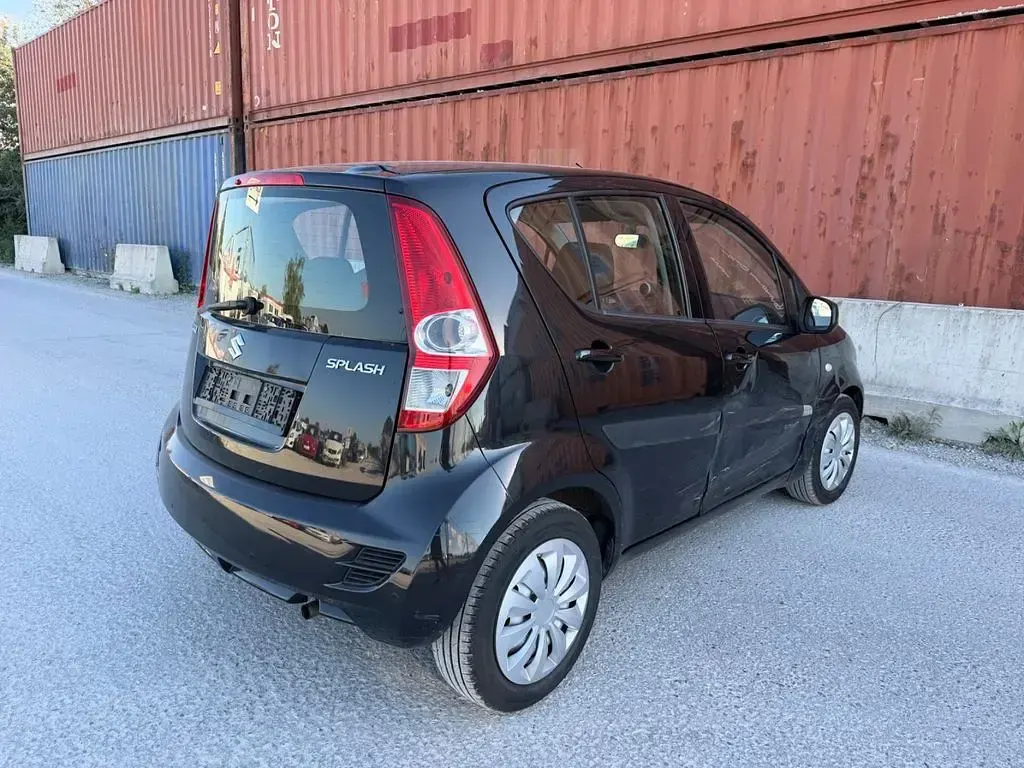 Gebraucht Suzuki Splash Active+ 94 PS (69 kW) 2014 Schwarz Kleinwagen