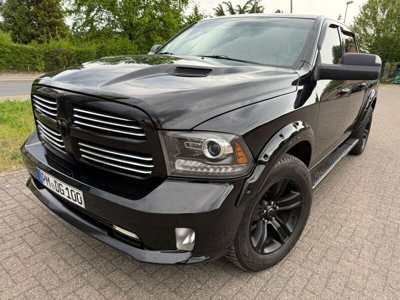 Schwarz Gebraucht 2015 Dodge Ram Abholung | 29.800 € (Guter Preis) - Bild 1/4