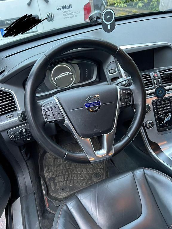 Gebraucht Volvo XC60 150 PS (110 kW) 2015 SUV