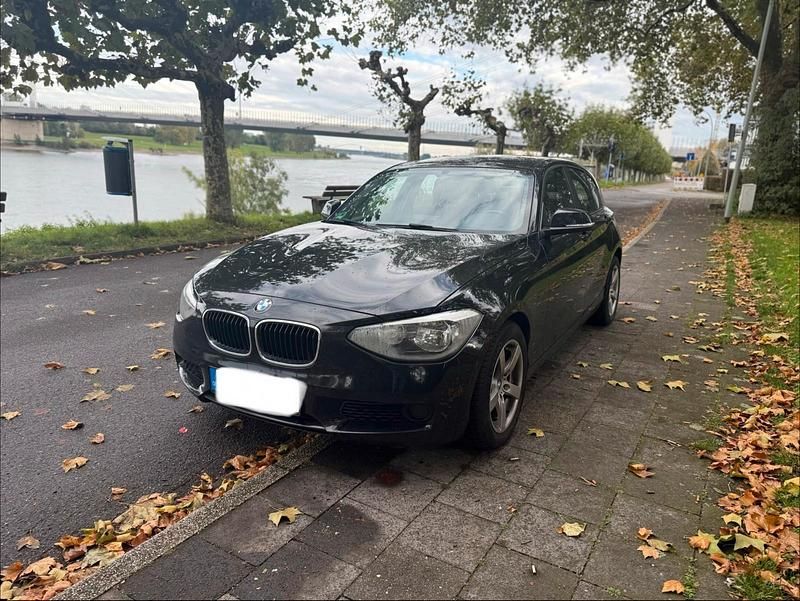Schwarz Gebraucht 2012 BMW 116 Kleinwagen | 3.500 € (Superpreis) - Bild 1/4