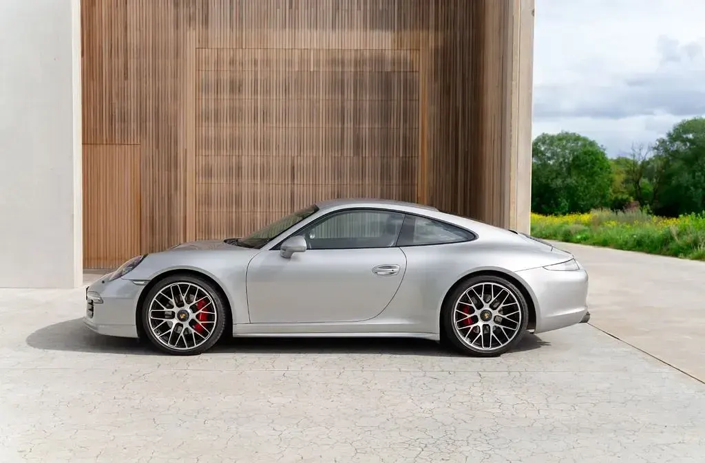 Gebraucht Porsche 911 Carrera 4 GTS 430 PS (316 kW) 2015 Silber