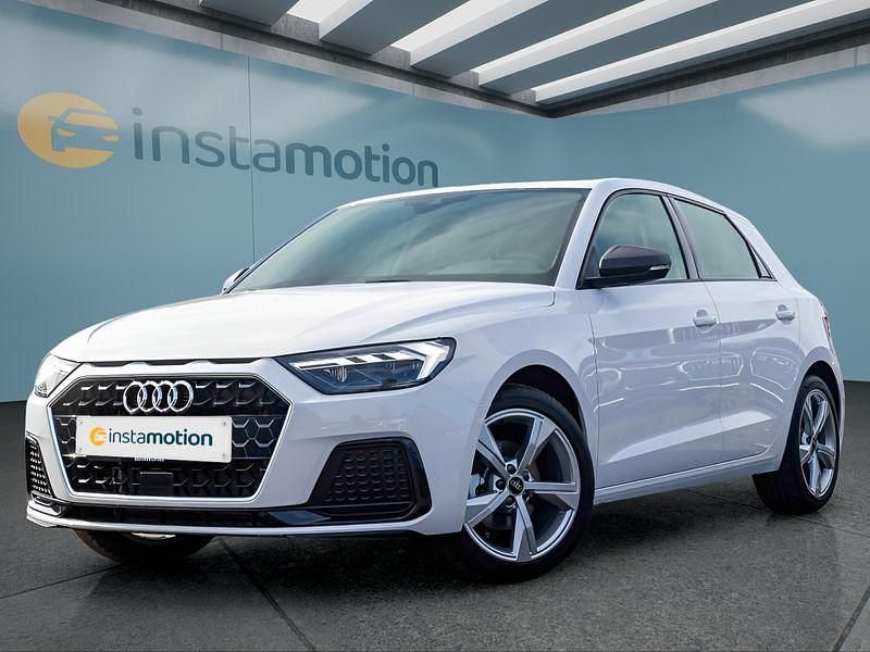 Weiß Gebraucht 2025 Audi A1 Sportback Kleinwagen | 27.599 € (Teuer) - Bild 1/4