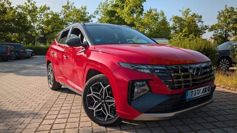 Rot Gebraucht 2023 Hyundai Tucson N Line SUV | 28.700 € (Superpreis) - Bild 1/4