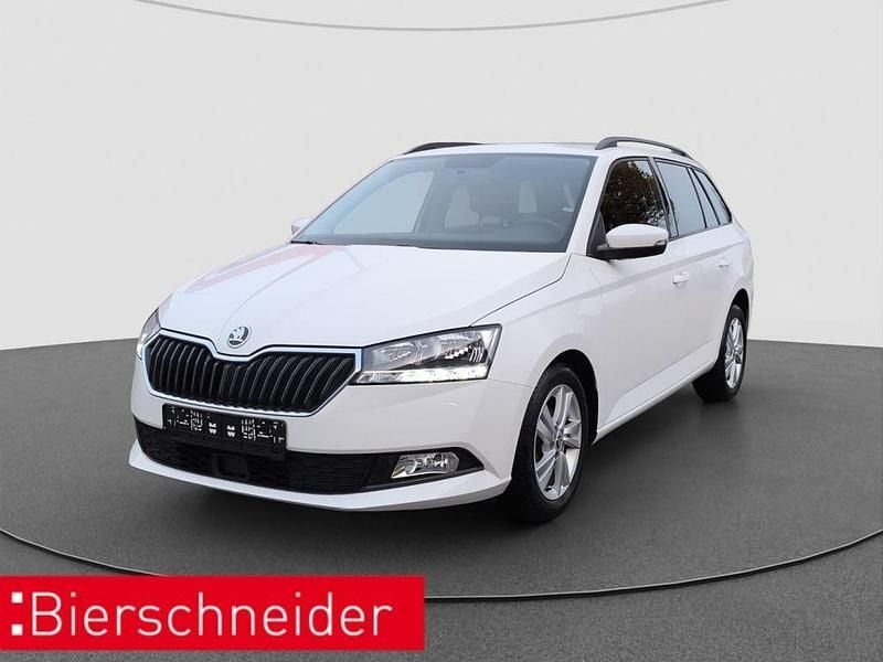 Weiß Gebraucht 2021 Skoda Fabia Ambition Kombi | 14.490 € (Guter Preis) - Bild 1/4