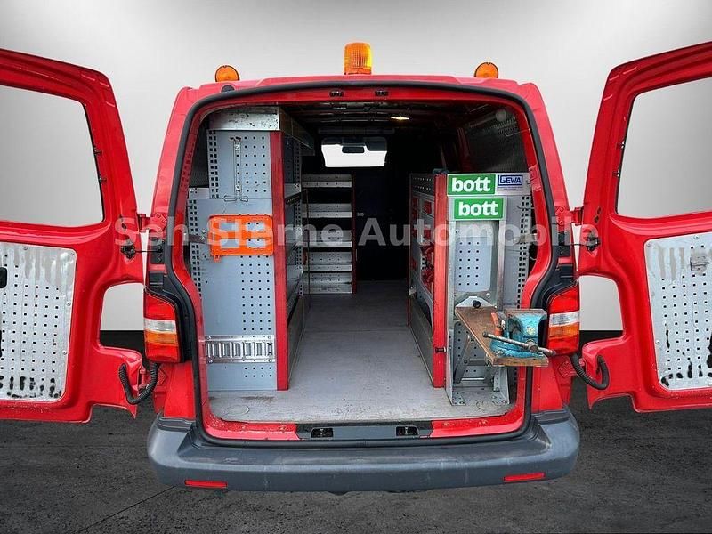 Rot Gebraucht 2007 VW T5 Van | 10.460 € (Guter Preis) - Bild 1/4