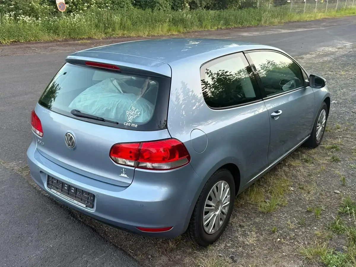 Gebraucht VW Golf VI 80 PS (58 kW) 2009 Blau Kleinwagen