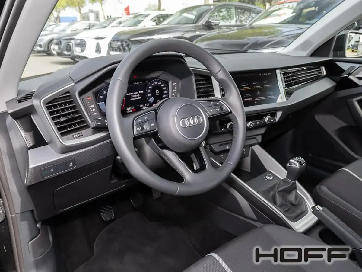Gebraucht Audi A1 Sportback Advanced 116 PS (85 kW) 2025 Mythosschwarz metallic Kleinwagen