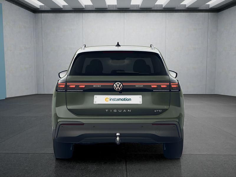 Neu VW Tiguan 150 PS (110 kW) 2025 Grün SUV