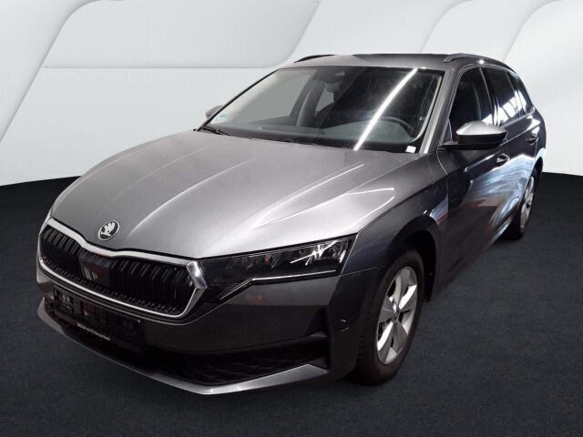 Graphitegrau metallic (metallic) Gebraucht 2024 Skoda Octavia Selection Limousine | 23.900 € (Superpreis) - Bild 1/4