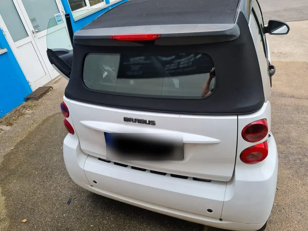 Gebraucht Smart ForTwo Cabrio 71 PS (52 kW) 2011 Weiß Cabrio