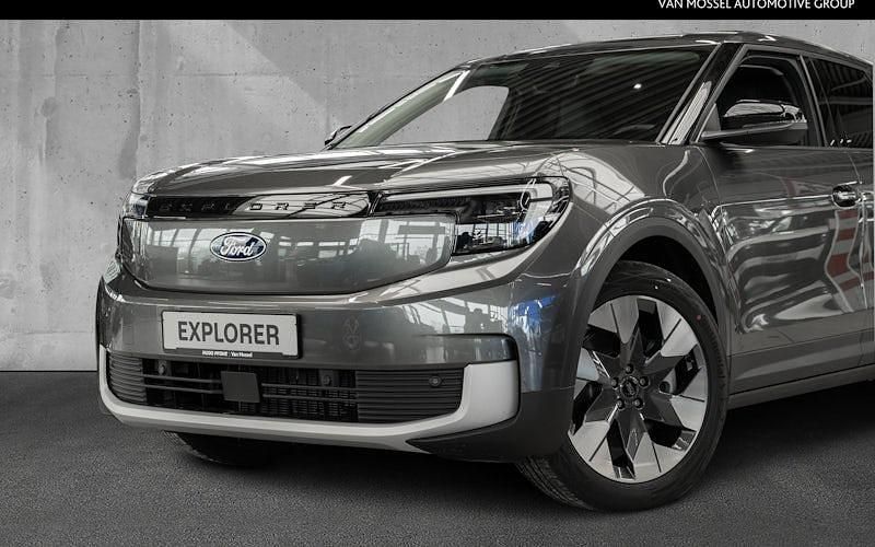 Neu Ford Explorer Extended Range 210 kW (286 PS) 2026 Magnetic grey metallic SUV