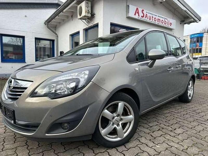 Gebraucht Opel Meriva Innovation 140 PS (102 kW) 2011 Muskatgrau/muskat braun Van / Kleinbus