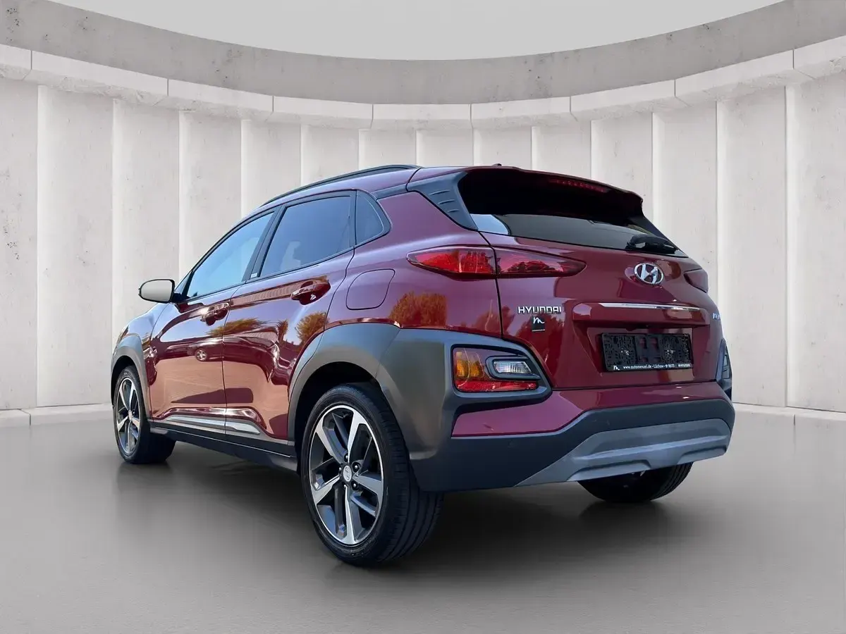 Gebraucht Hyundai Kona Premium 120 PS (88 kW) 2021 Rot metallic SUV