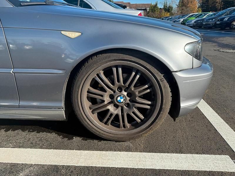 Gebraucht BMW 325 192 PS (141 kW) 2003 Grau Coupé