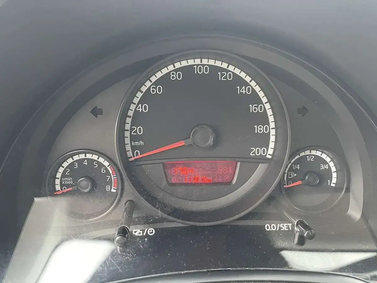 Usado VW up! Move 68 CV (50 kW) 2014 Utilitario