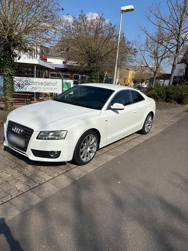 Gebraucht Audi A5 Design 177 PS (130 kW) 2011 Weiß Coupé