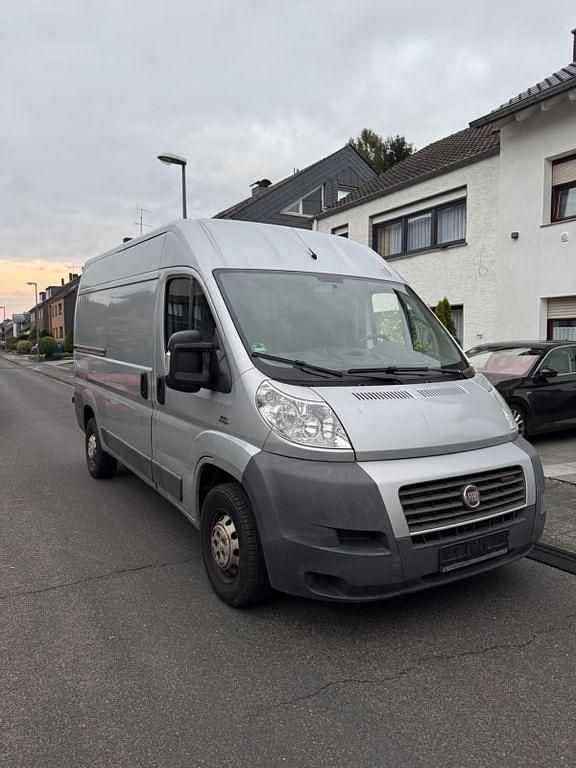 Gebraucht Fiat Ducato 158 PS (116 kW) 2009 Grau Van