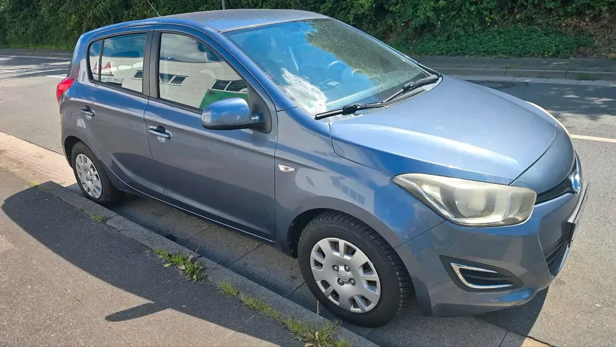 Gebraucht Hyundai i20 90 PS (66 kW) 2012 Kleinwagen