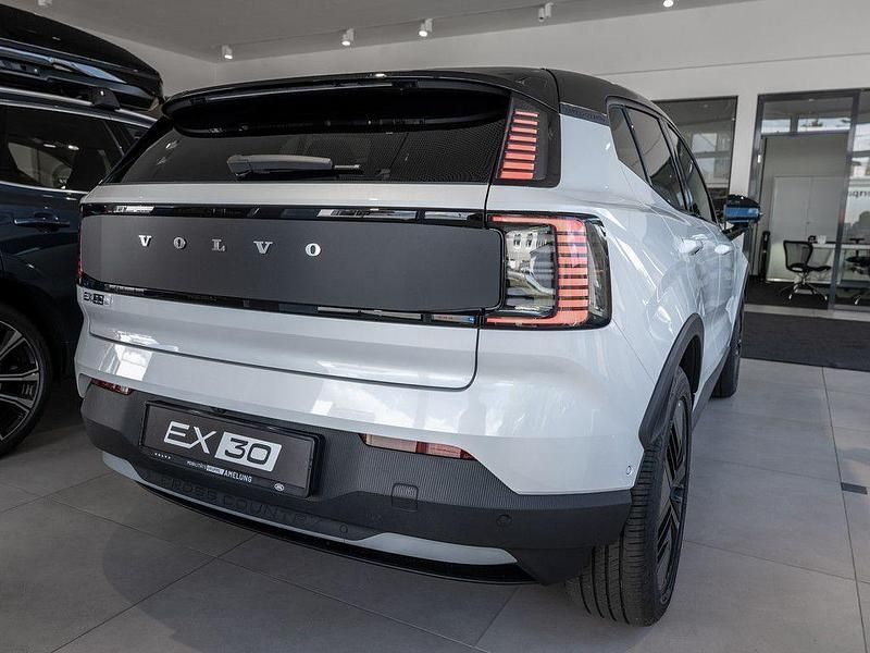 Neu Volvo EX30 CC Performance 314 kW (428 PS) 2025 Weiß SUV