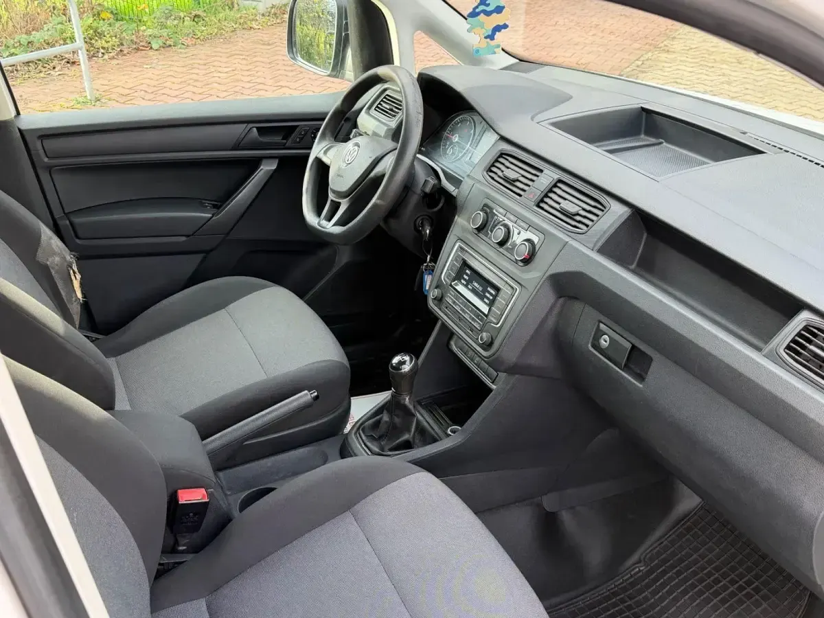 Gebraucht VW Caddy 102 PS (75 kW) 2016 Weiß Van / Kleinbus