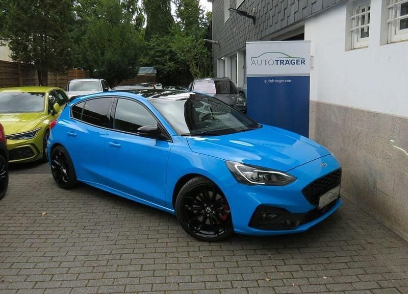 Vasttrafik blue Gebraucht 2022 Ford Focus ST Limousine | 27.990 € (Fairer Preis) - Bild 1/4