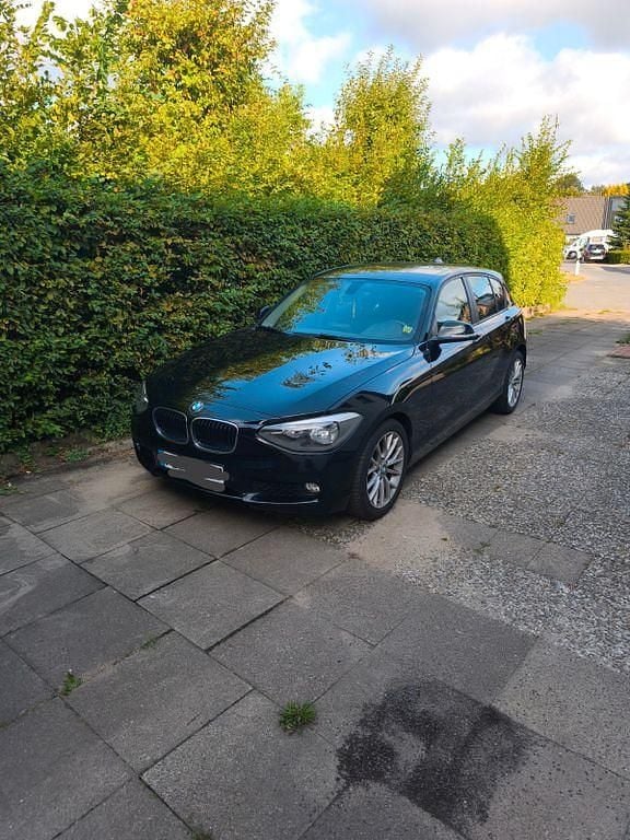 Schwarz Gebraucht 2014 BMW 118 Kleinwagen | 7.990 € (Guter Preis) - Bild 1/4