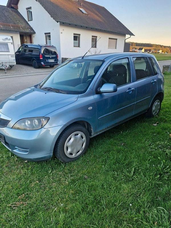 Second-hand Mazda 2 Active 80 CP (58 kW) 2006 Argintiu Hatchback