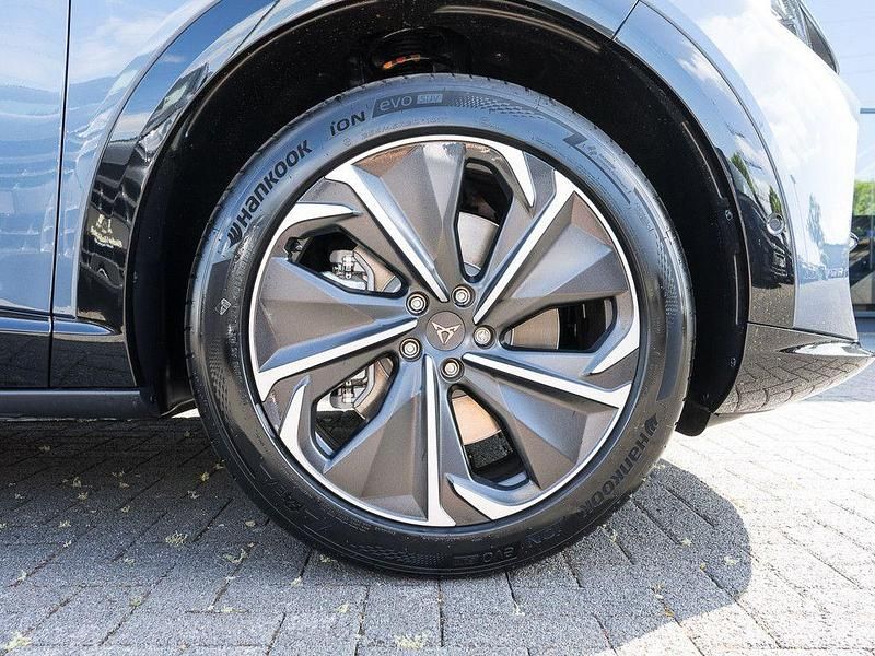 Neu Cupra Tavascan VZ 250 kW (340 PS) 2025 Tavascan blue SUV