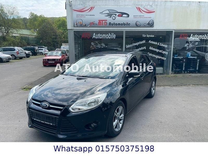 Gebraucht Ford Focus Trend 125 PS (91 kW) 2013 Schwarz Coupé
