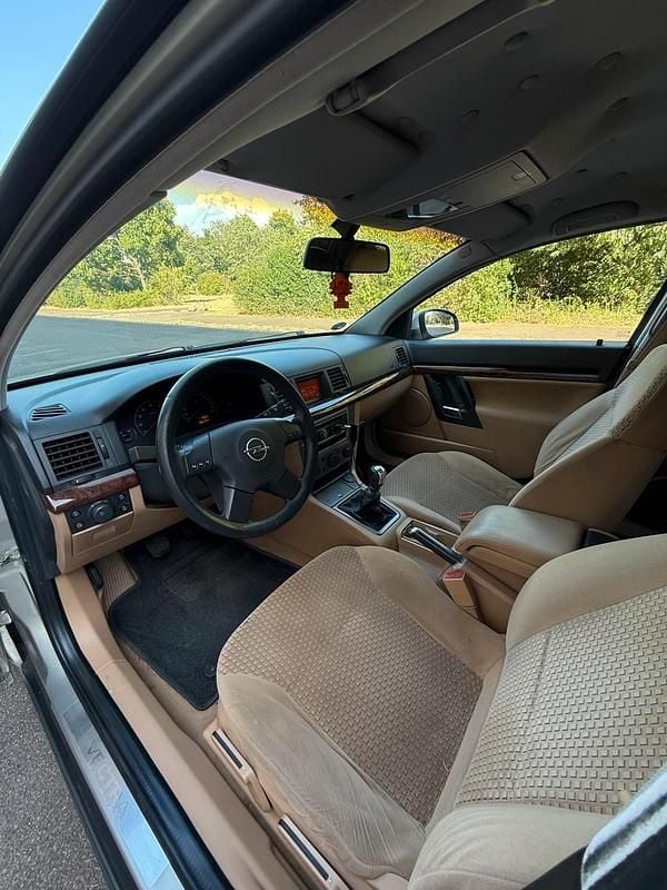 Gebraucht Opel Vectra 150 PS (110 kW) 2003 Limousine