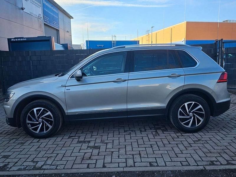 Gebraucht VW Tiguan Join 150 PS (110 kW) 2019 Silber SUV