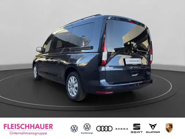 Neu VW Caddy Life 122 PS (89 kW) 2025 Blau Van / Kleinbus