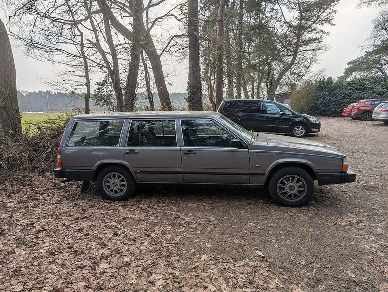 Gebraucht Volvo 740 113 PS (83 kW) 1986 Grau Limousine