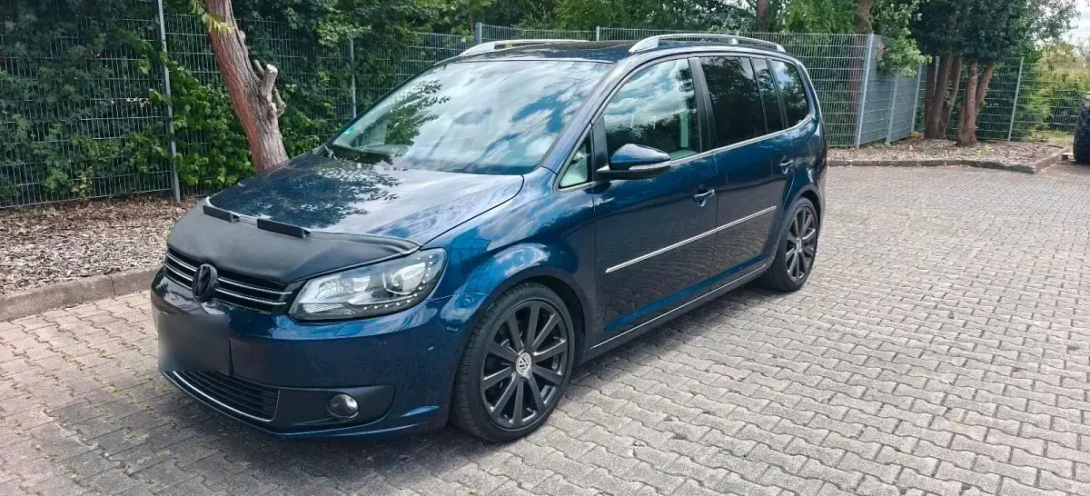 Gebraucht VW Touran 140 PS (102 kW) 2011 Blau Van / Kleinbus