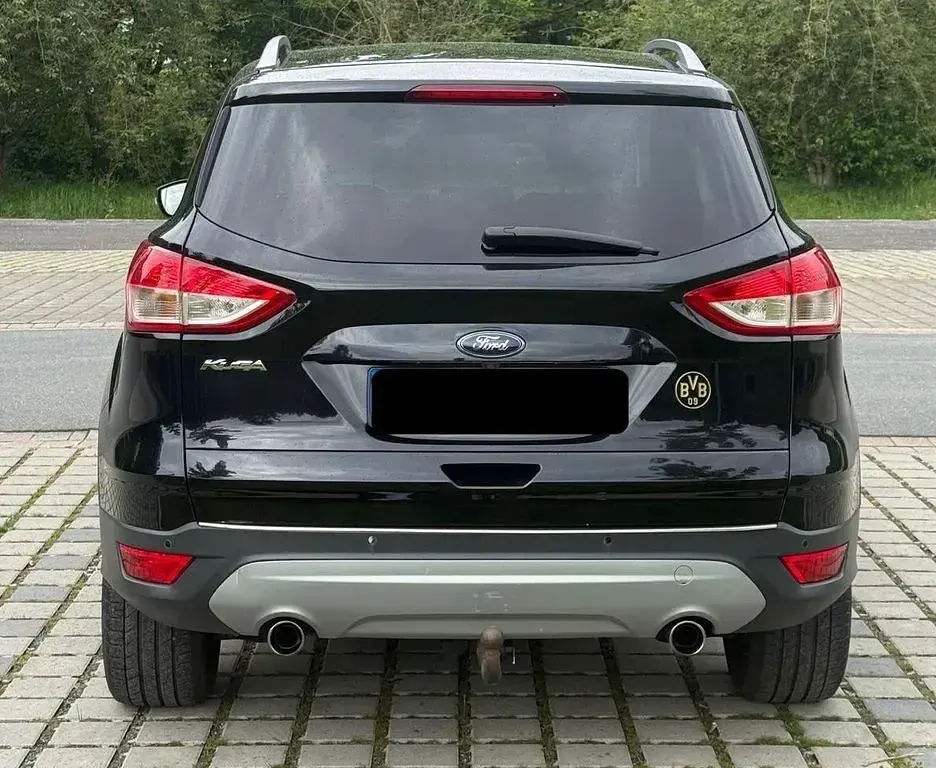 Gebraucht Ford Kuga Titanium 163 PS (119 kW) 2014 Schwarz SUV