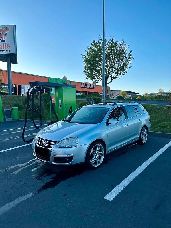 Second-hand VW Golf V 140 CP (102 kW) 2007 Argintiu Break
