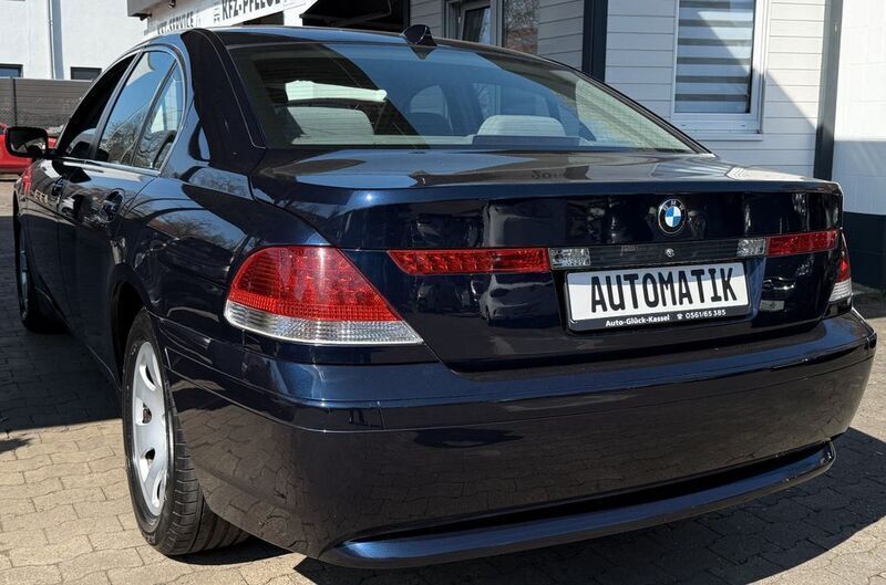 Gebraucht BMW 730 231 PS (169 kW) 2005 Blau Limousine