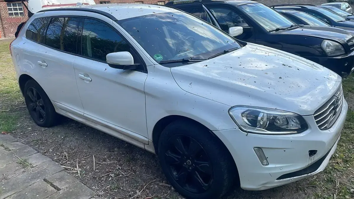 Gebraucht Volvo XC60 180 PS (132 kW) 2014 Weiß SUV