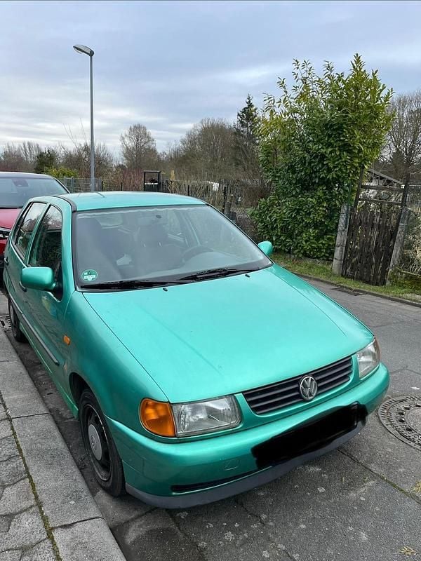 Gebraucht VW Polo 55 PS (40 kW) 1996 Grün Kleinwagen