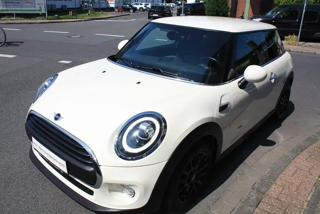 Gebraucht Mini ONE 102 PS (75 kW) 2018 Weiß Kleinwagen