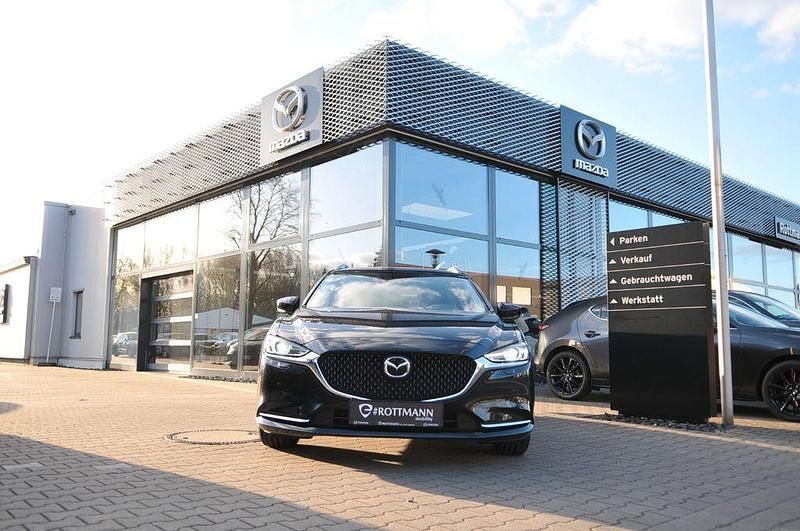 Schwarz Gebraucht 2023 Mazda 6 Center-Line Kombi | 23.500 € (Superpreis) - Bild 1/4