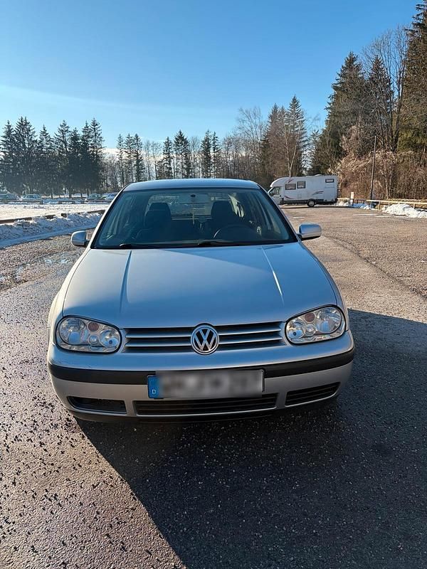 Gebraucht VW Golf IV 110 PS (80 kW) 2001 Silber Kleinwagen