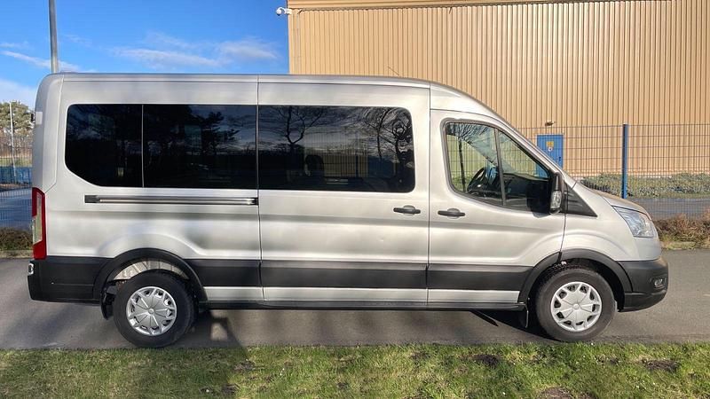 Gebraucht Ford Transit 131 PS (96 kW) 2019 Silber Limousine