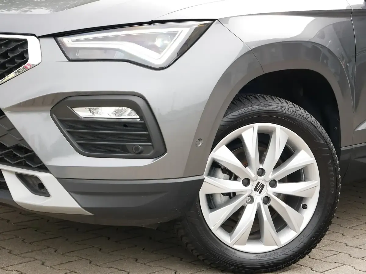 Gebraucht Seat Ateca Style 150 PS (110 kW) 2025 Graphitgrau SUV